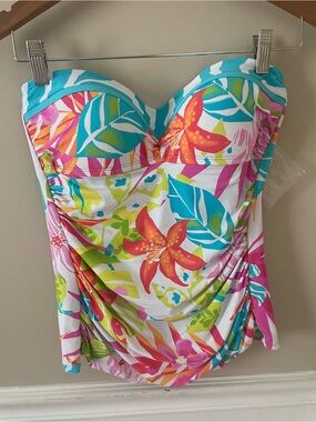 NWT Bleu Rod Beattie  hibiscus tankini swim top size 8